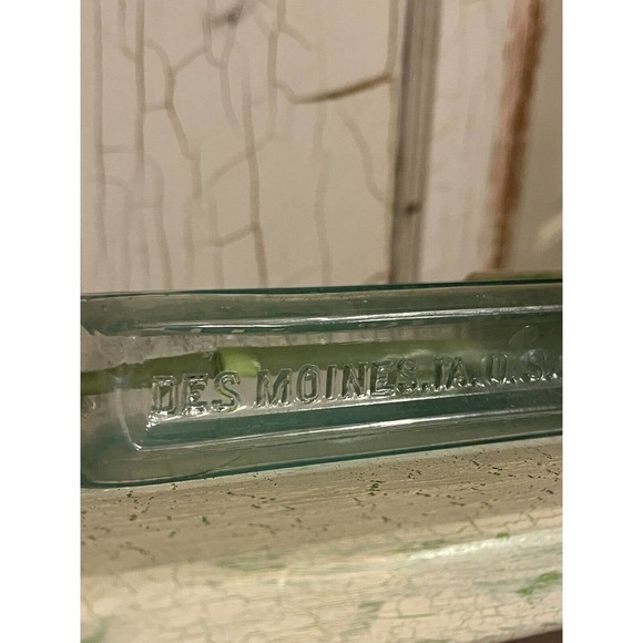 Aqua Blue CHAMBERLAIN’S Cough Remedy DES MOINES IA Medicine Bottle Tulip Folk - Picture 12 of 13